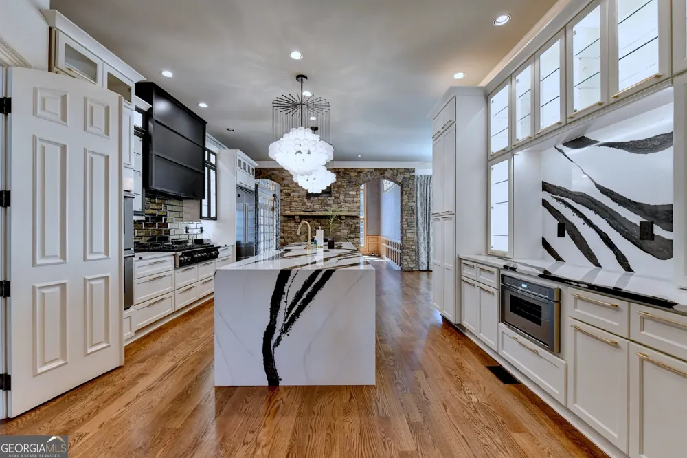 1390 Hillside DR Grayson, GA 30017