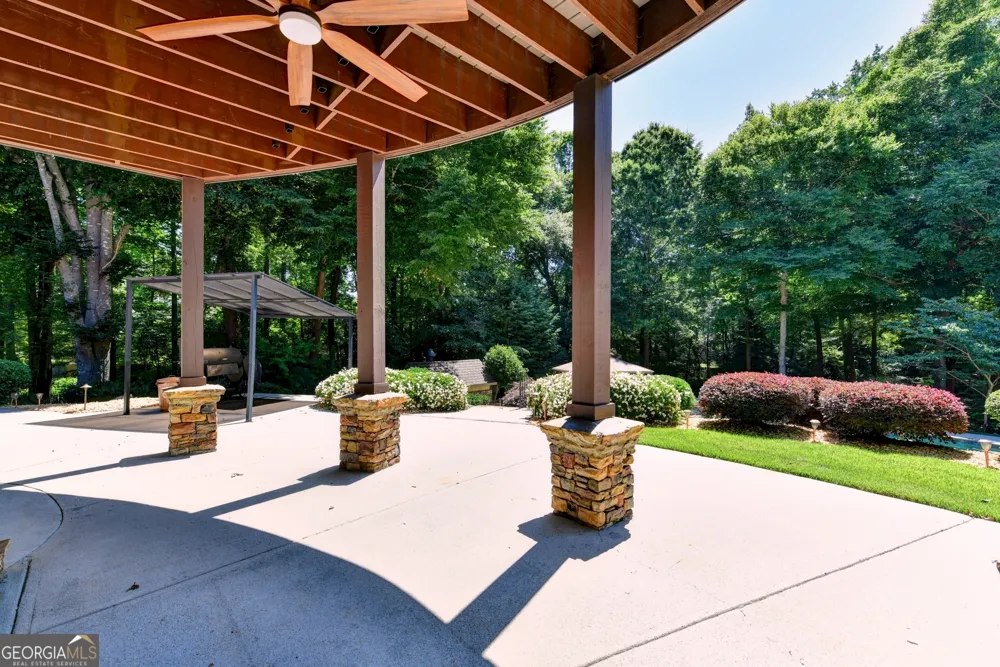 1390 Hillside DR Grayson, GA 30017