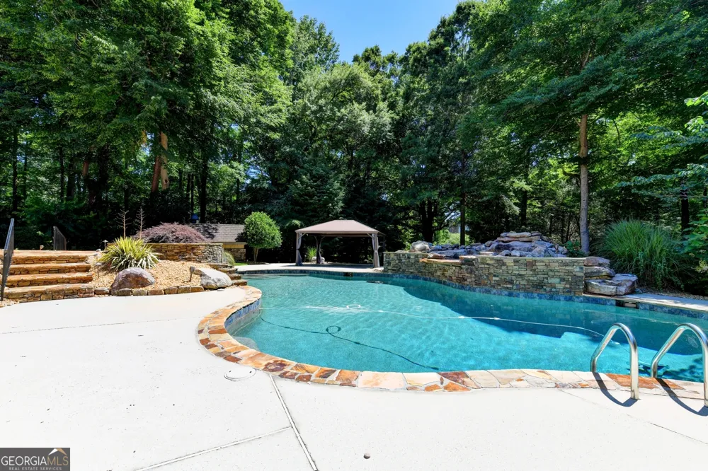 1390 Hillside DR Grayson, GA 30017