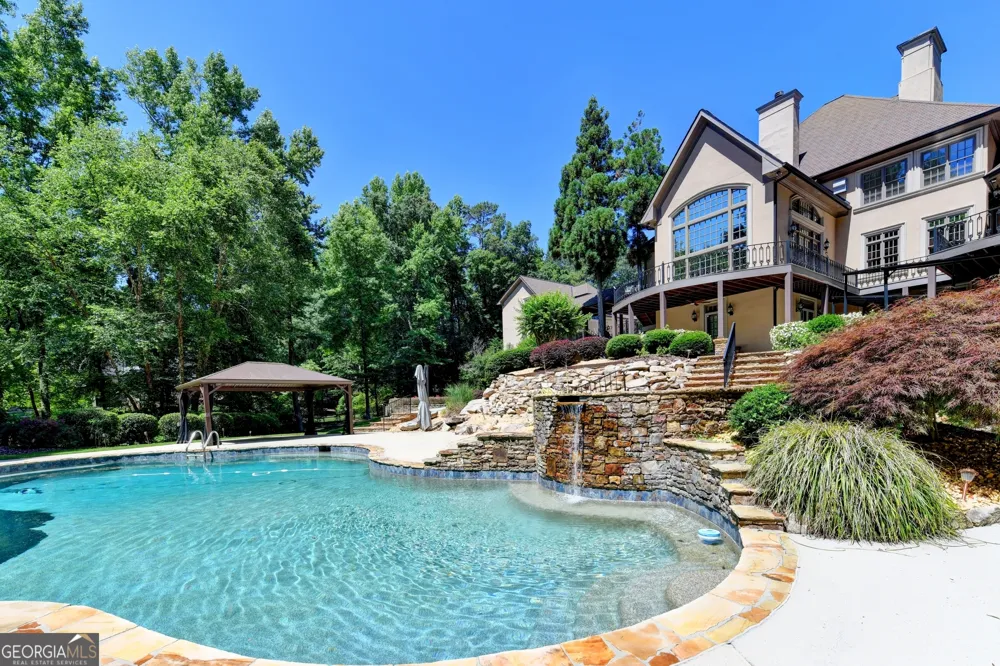 1390 Hillside DR Grayson, GA 30017