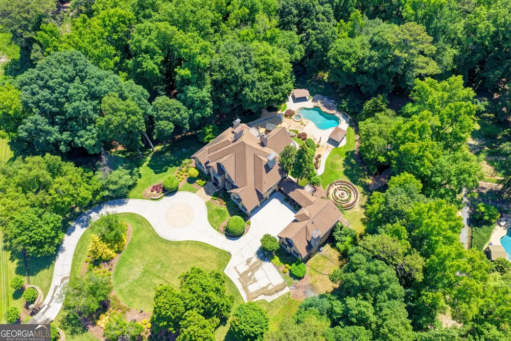 1390 Hillside DR Grayson, GA 30017