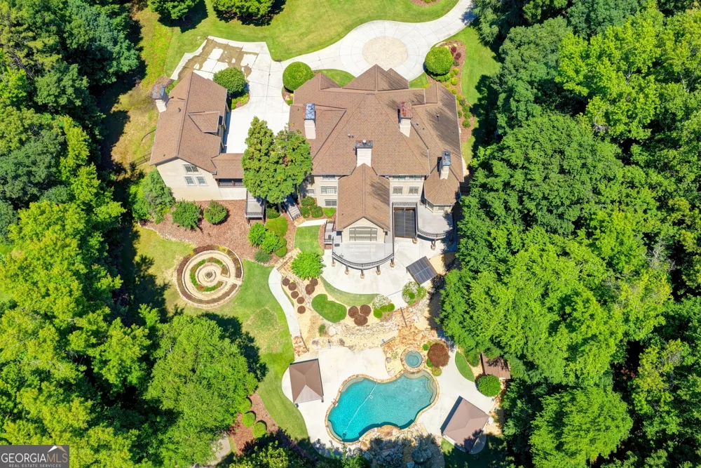 1390 Hillside DR Grayson, GA 30017