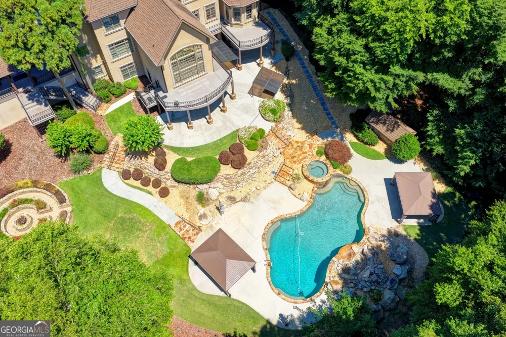 1390 Hillside DR Grayson, GA 30017