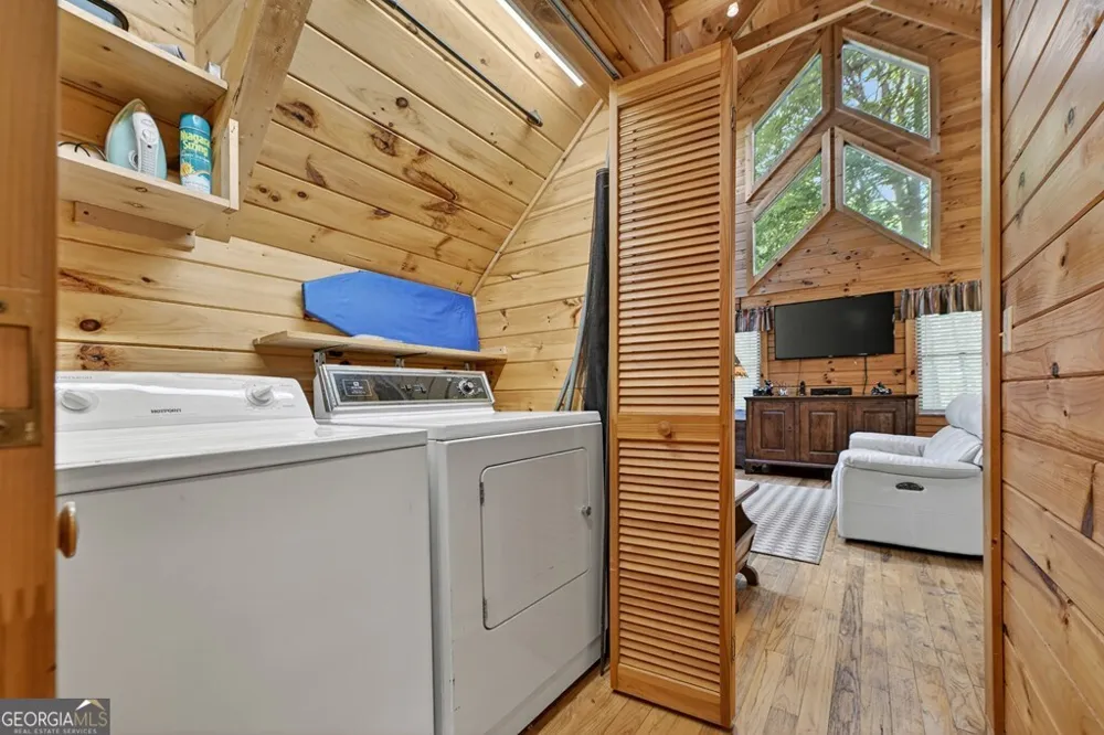 309 Katydid RD Mineral Bluff, GA 30559