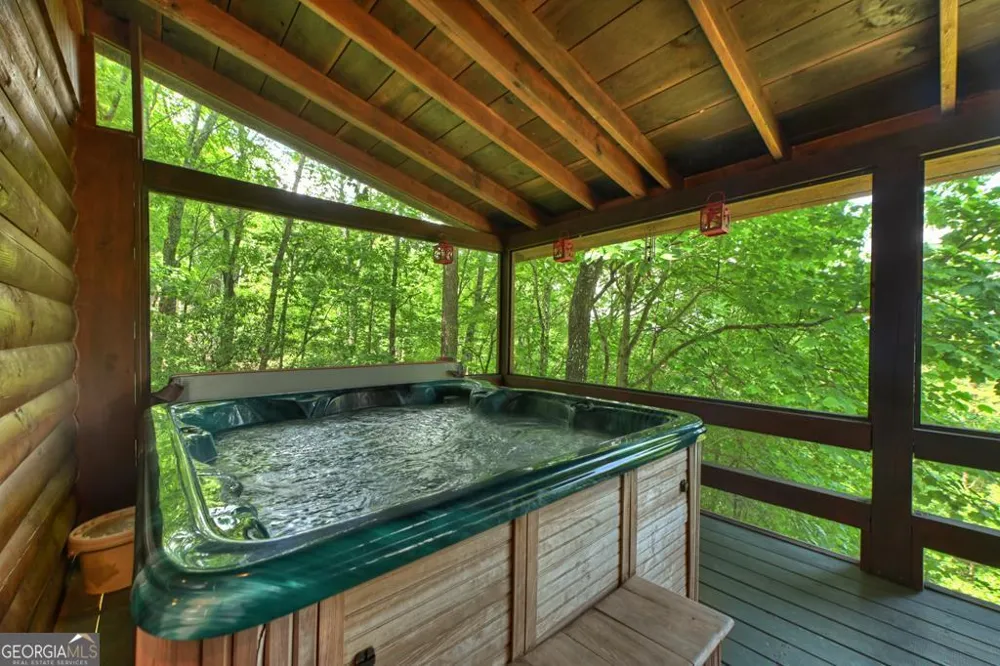 309 Katydid RD Mineral Bluff, GA 30559