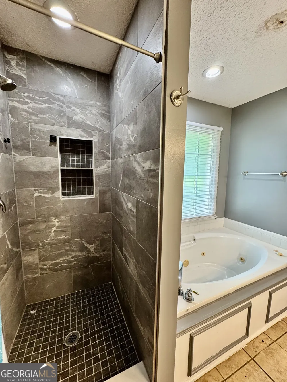 104 Winchester DR Leesburg, GA 31763