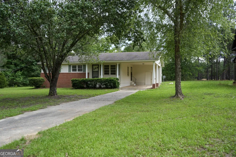 1869 Minter Blue Springs RD Rockledge, GA 30454