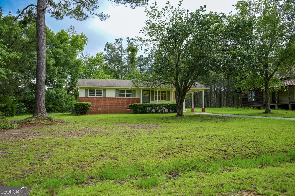 1869 Minter Blue Springs RD Rockledge, GA 30454