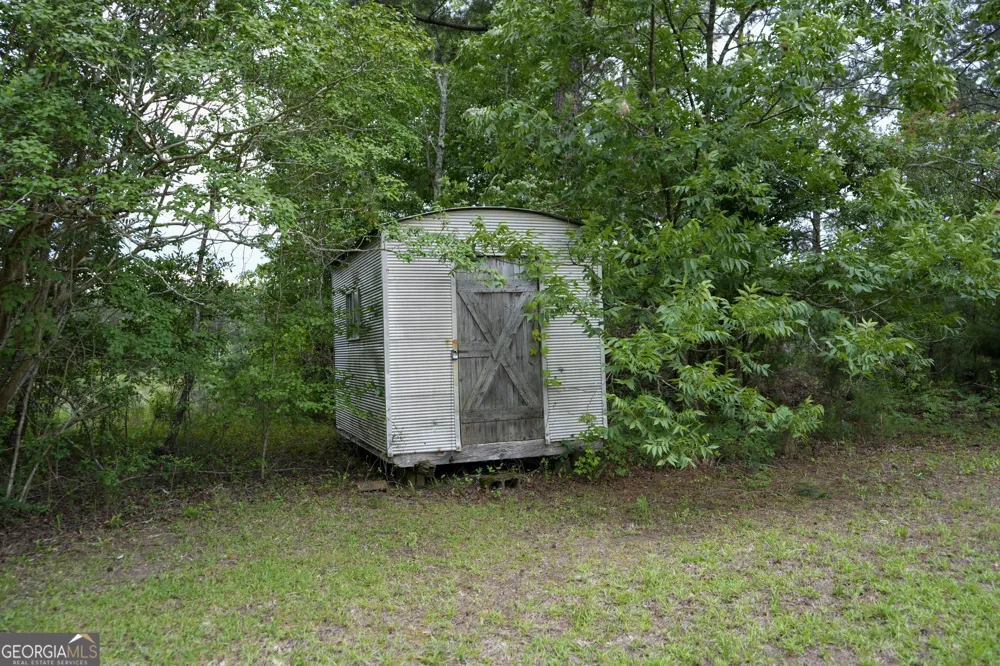 1869 Minter Blue Springs RD Rockledge, GA 30454