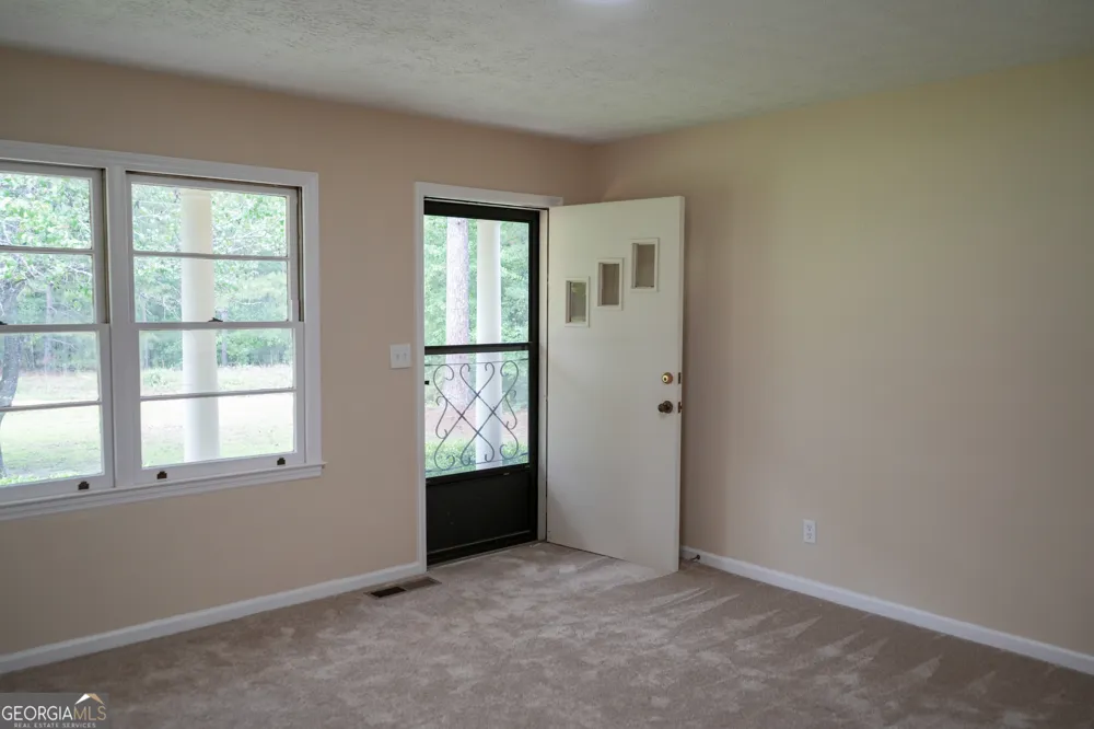1869 Minter Blue Springs RD Rockledge, GA 30454