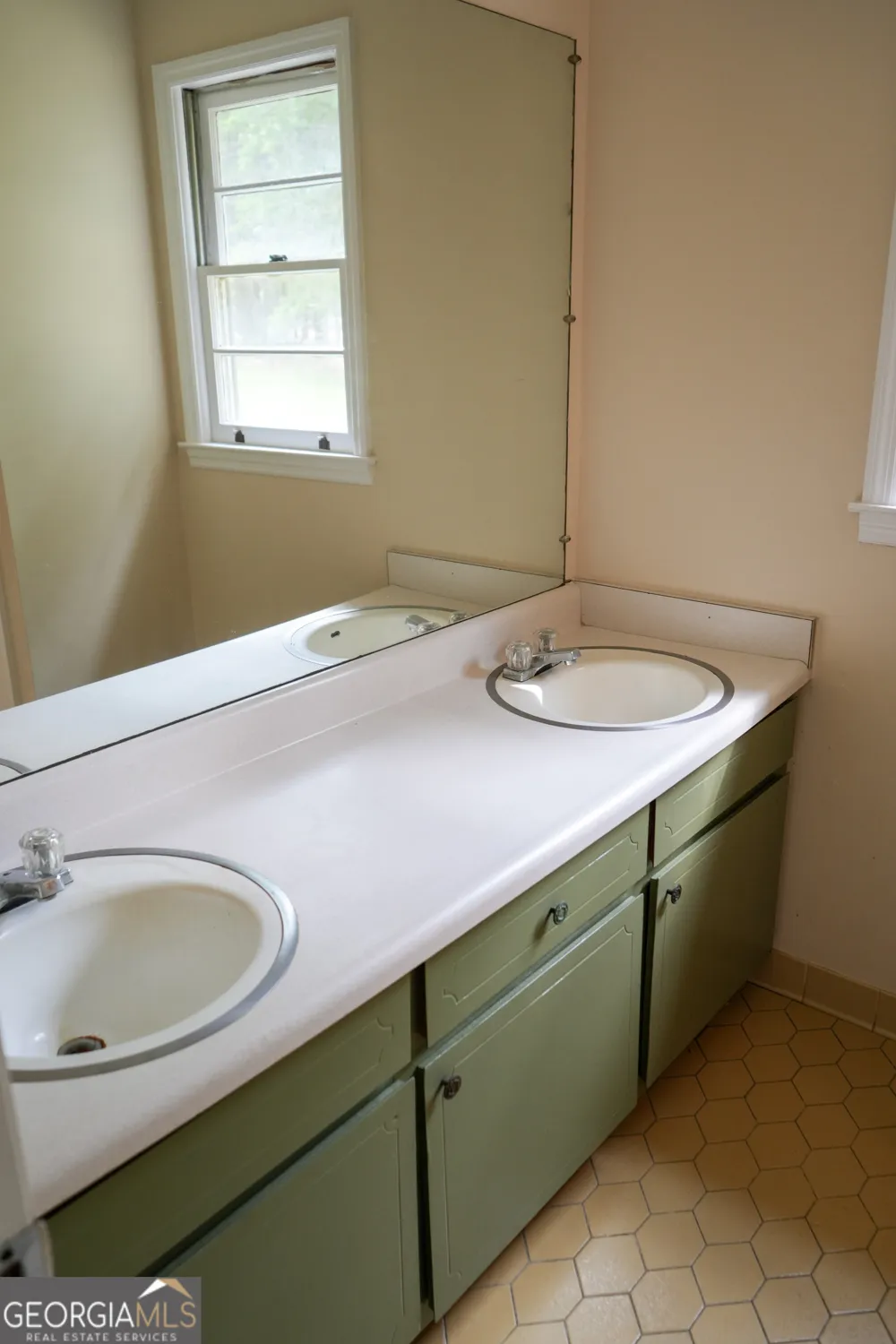 1869 Minter Blue Springs RD Rockledge, GA 30454