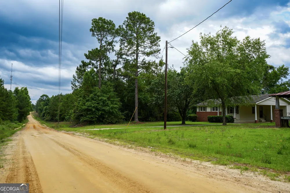1869 Minter Blue Springs RD Rockledge, GA 30454