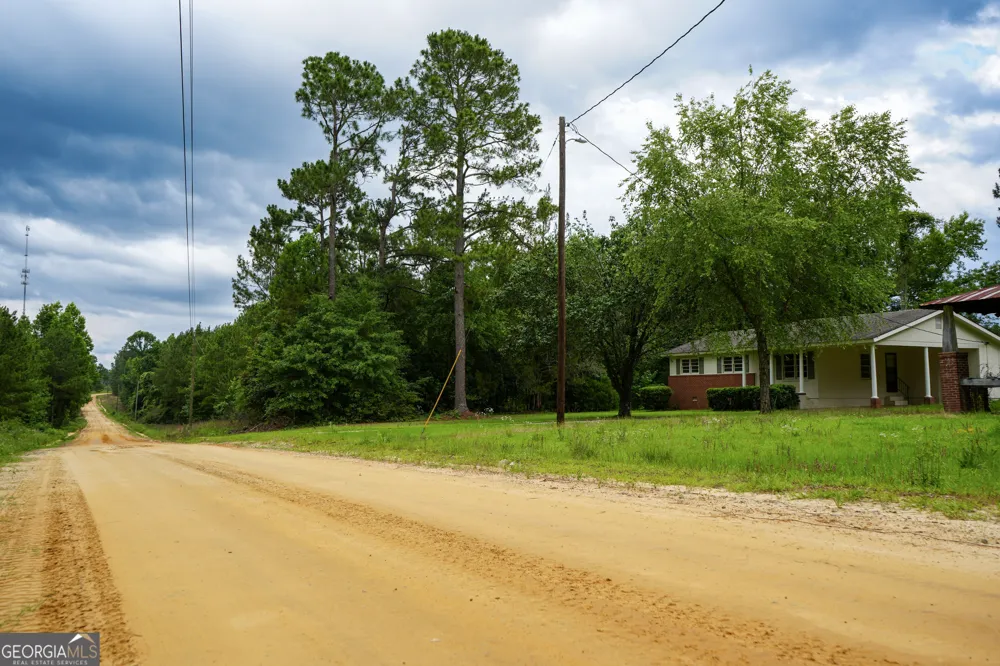 1869 Minter Blue Springs RD Rockledge, GA 30454