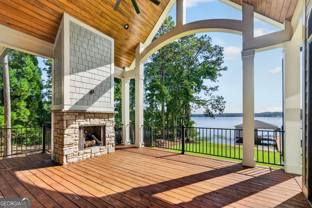 213 Lakecrest DR NE Milledgeville, GA 31061