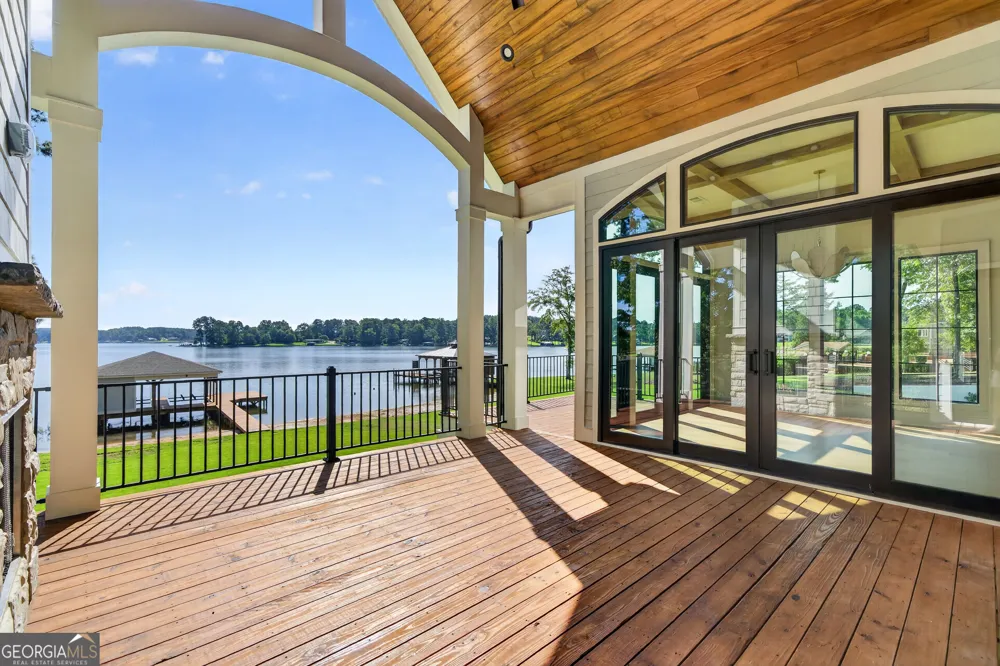 213 Lakecrest DR NE Milledgeville, GA 31061