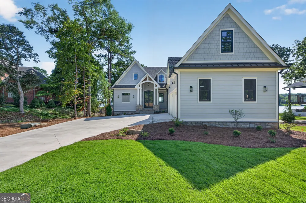 213 Lakecrest DR NE Milledgeville, GA 31061