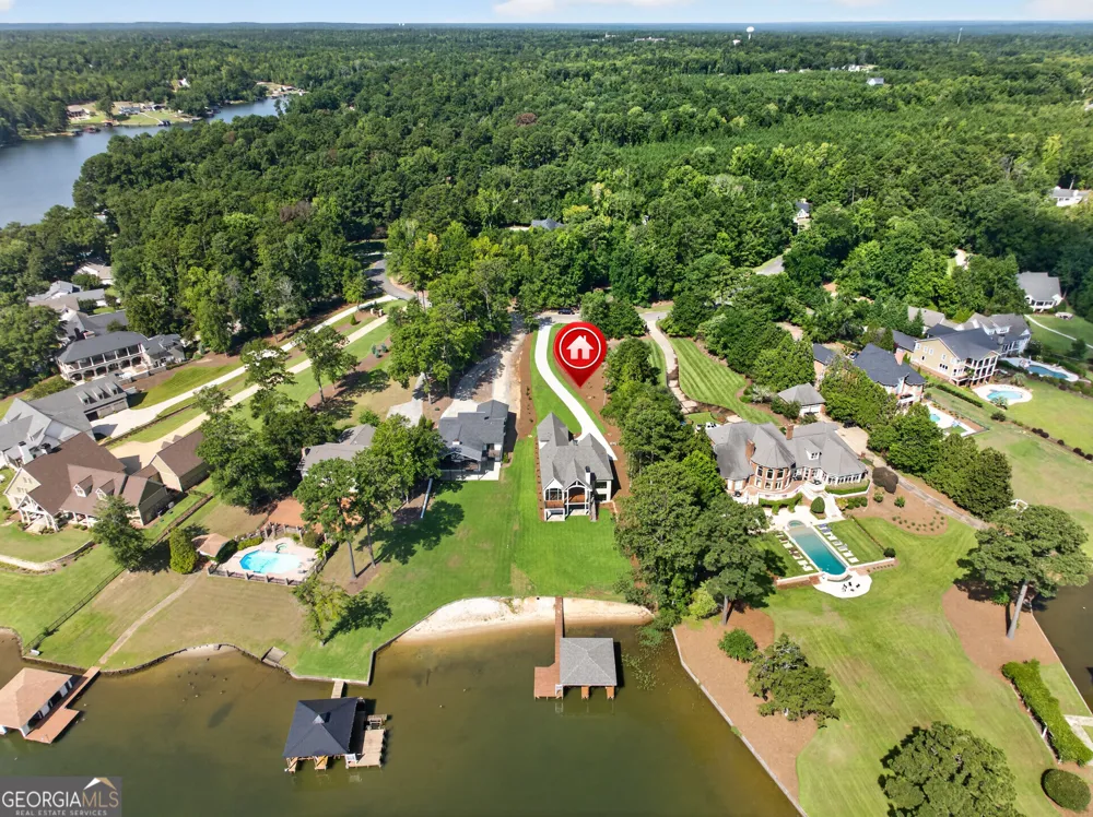 213 Lakecrest DR NE Milledgeville, GA 31061