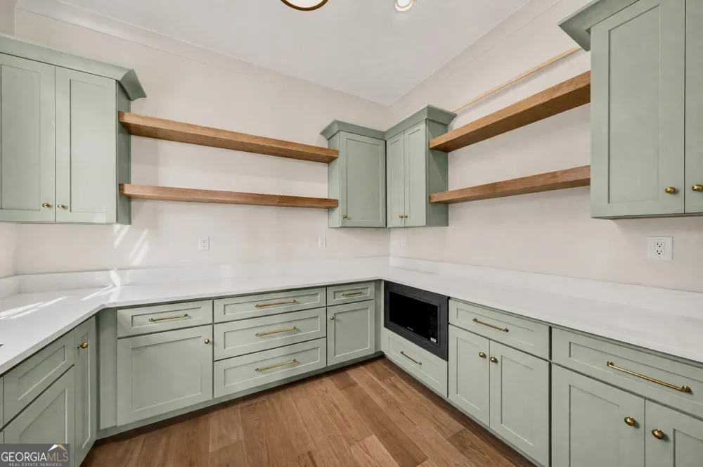 213 Lakecrest DR NE Milledgeville, GA 31061