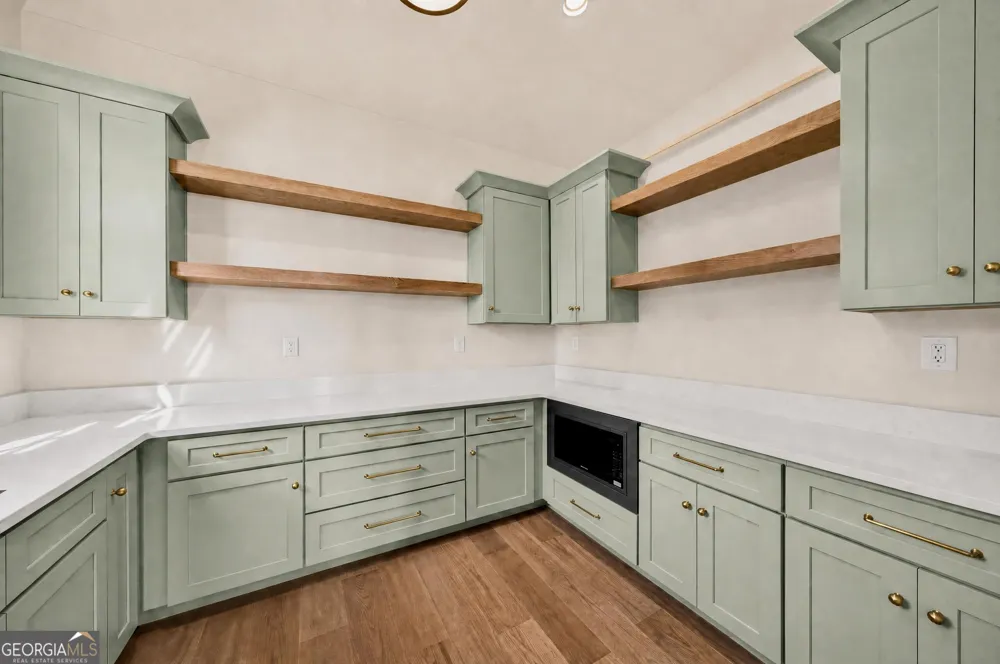 213 Lakecrest DR NE Milledgeville, GA 31061