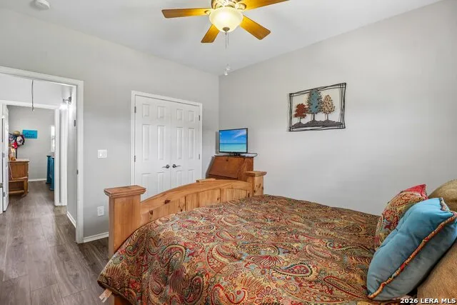 308 Wood View Cir Bandera, TX 78003