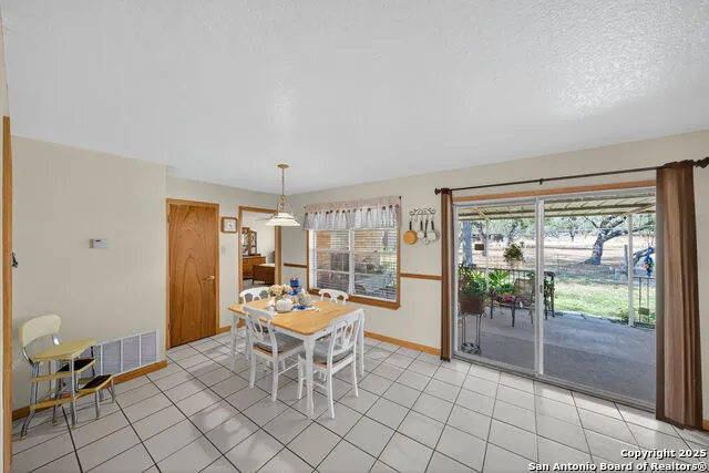 82 PULLIAM DR Pleasanton, TX 78064