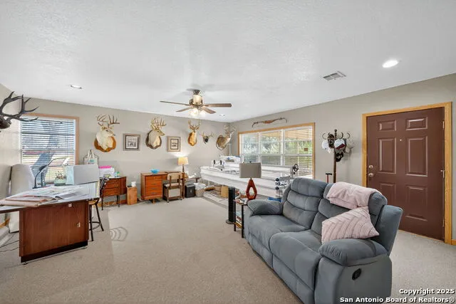 82 PULLIAM DR Pleasanton, TX 78064