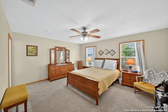 82 PULLIAM DR Pleasanton, TX 78064