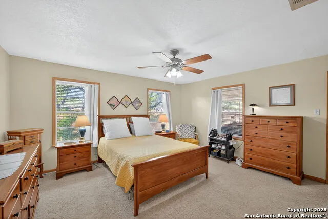 82 PULLIAM DR Pleasanton, TX 78064