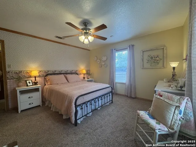 82 PULLIAM DR Pleasanton, TX 78064
