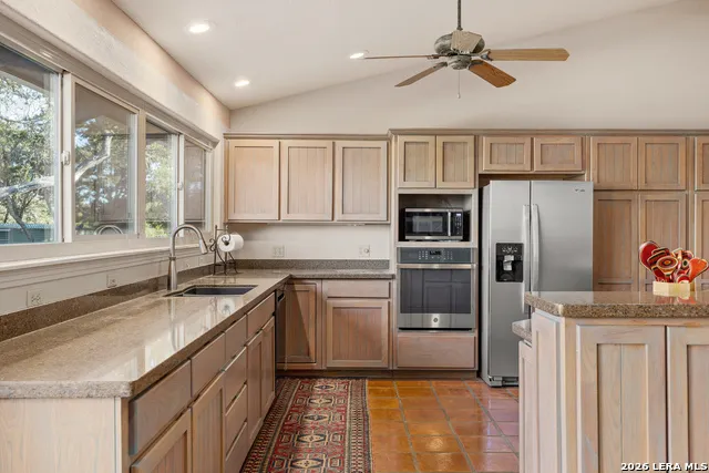 193 Rim Rock Circle W Hunt, TX 78024