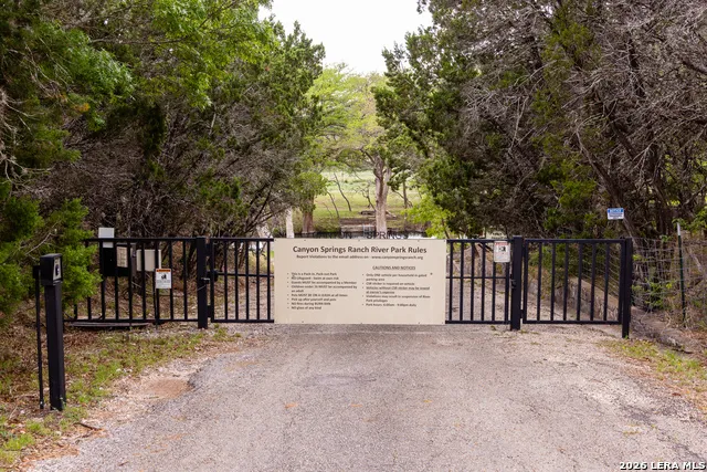 193 Rim Rock Circle W Hunt, TX 78024