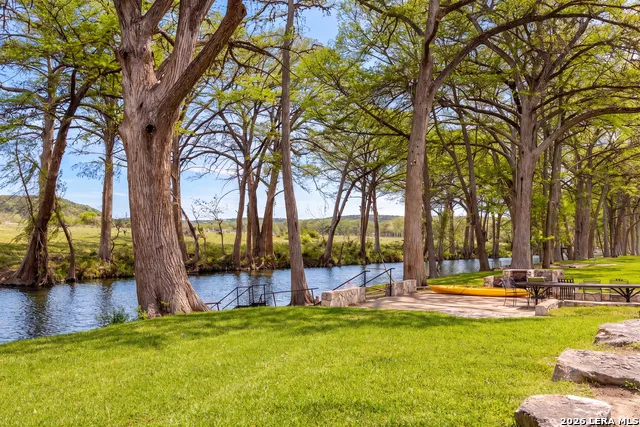 193 Rim Rock Circle W Hunt, TX 78024