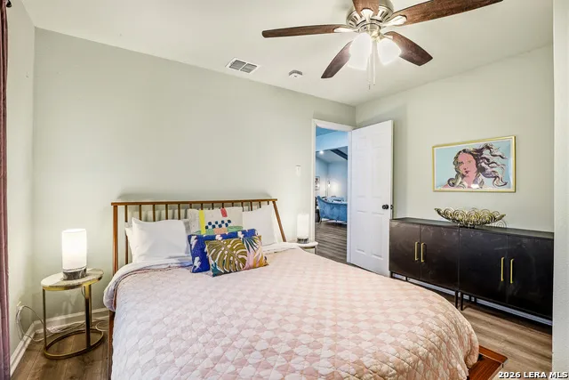100 Northcrest Dr Castle Hills, TX 78213