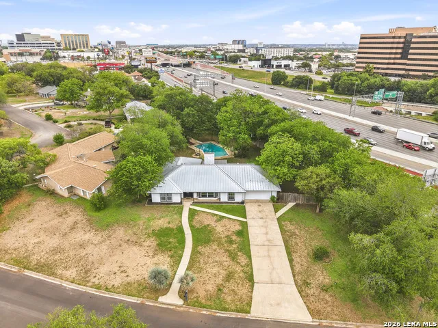 100 Northcrest Dr Castle Hills, TX 78213
