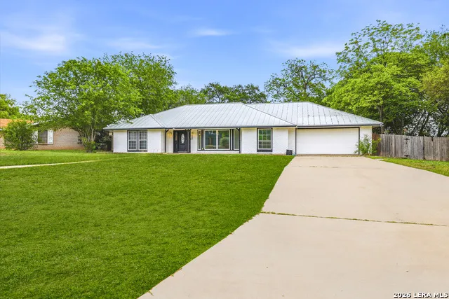 100 Northcrest Dr Castle Hills, TX 78213