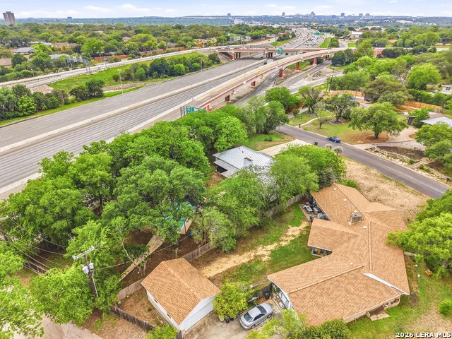 100 Northcrest Dr Castle Hills, TX 78213