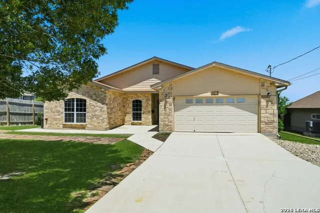 7803 Alton Blvd Selma, TX 78154