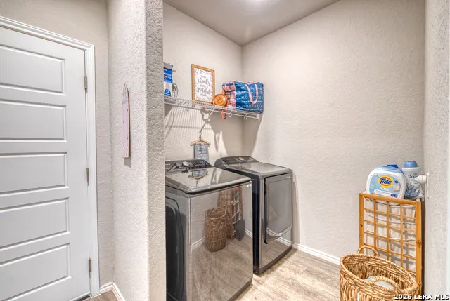 20009 HUCKLEBERRY ST Lytle, TX 78052