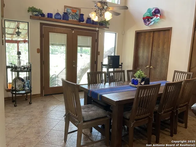 782 Lakeshore Bandera, TX 78003