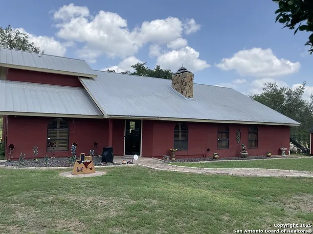 782 Lakeshore Bandera, TX 78003