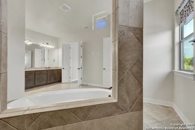 1987 Appellation New Braunfels, TX 78132