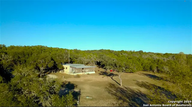 1647 Rio Ranchero Pipe Creek, TX 78063