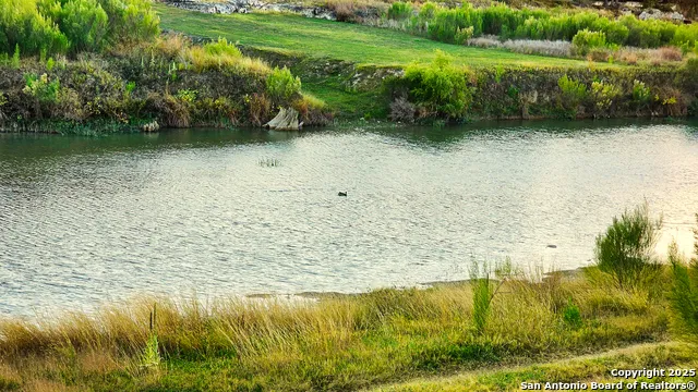 1647 Rio Ranchero Pipe Creek, TX 78063