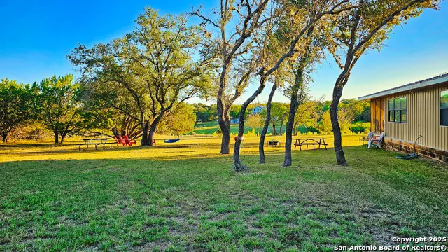 1647 Rio Ranchero Pipe Creek, TX 78063