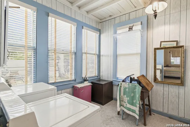 1028 Jefferson St Kerrville, TX 78028