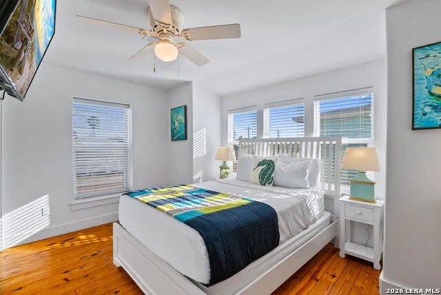 2120 11th St #404 Port Aransas, TX 78373
