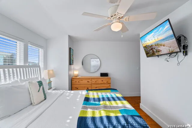 2120 11th St #404 Port Aransas, TX 78373