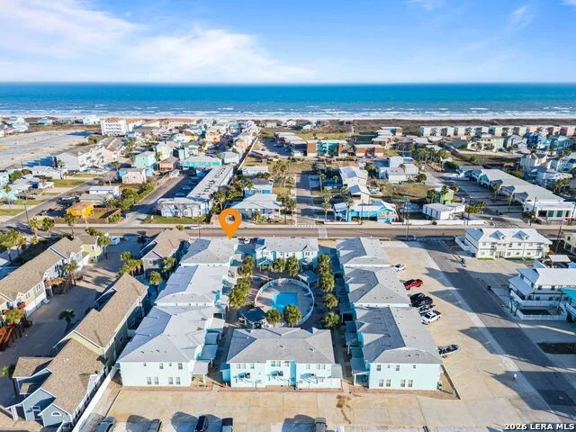 2120 11th St #404 Port Aransas, TX 78373