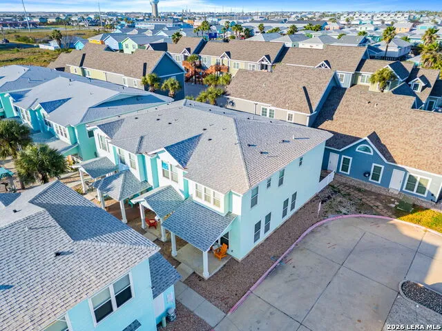 2120 11th St #404 Port Aransas, TX 78373