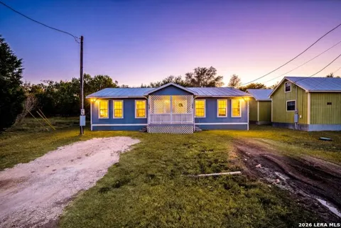 289 Chaparral Dr